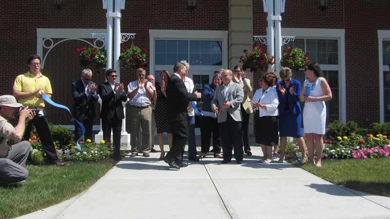 Saratoga Casino Hotel Holds Ribbon Cutting Ceremony for Hotel Expansion