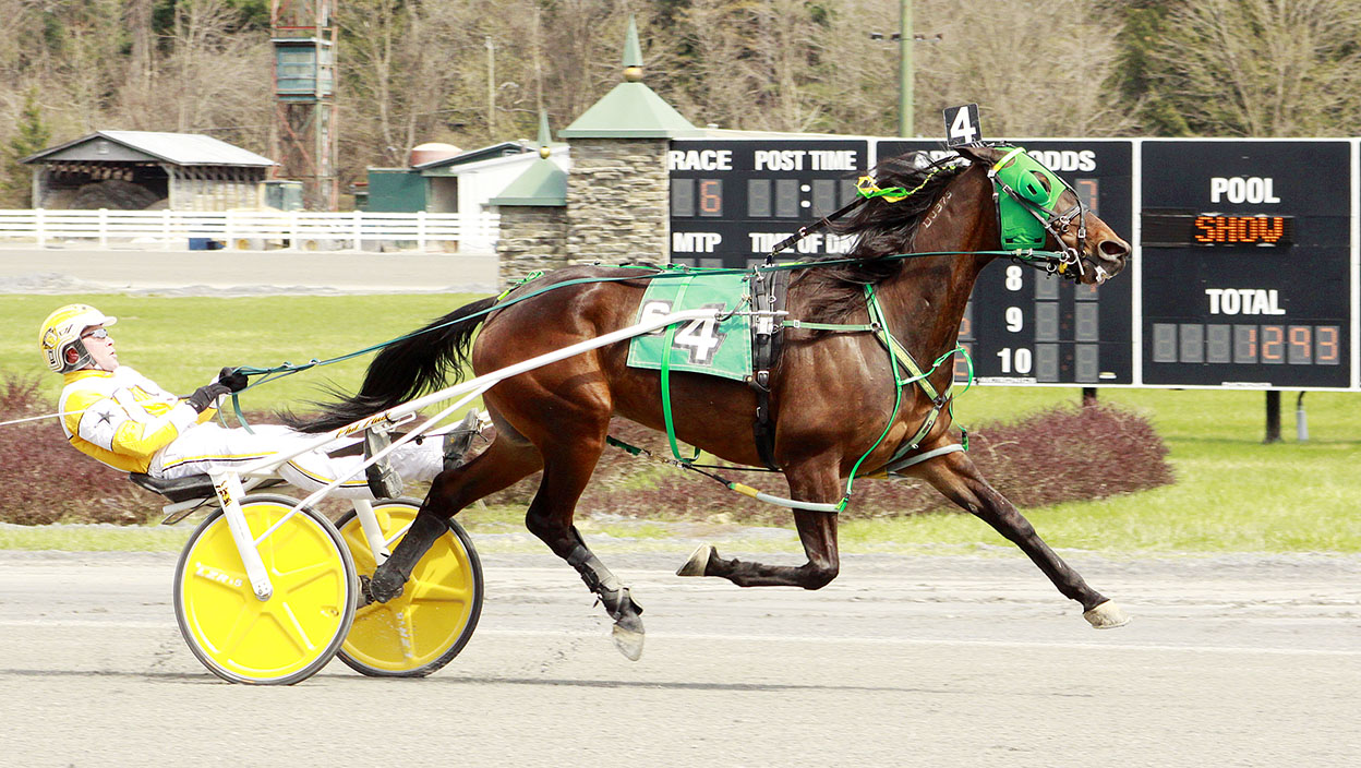 cash-me-out-phil-fluet-saratoga-ny