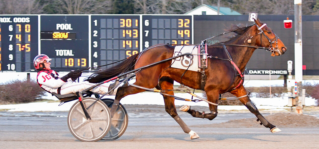 Amanda Kelley Wins Both Feature Races Saturday