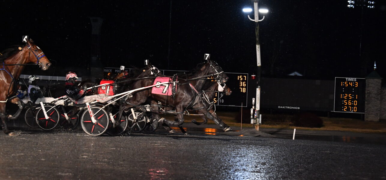Century Endeavor Upsets In Saratoga Open Pace