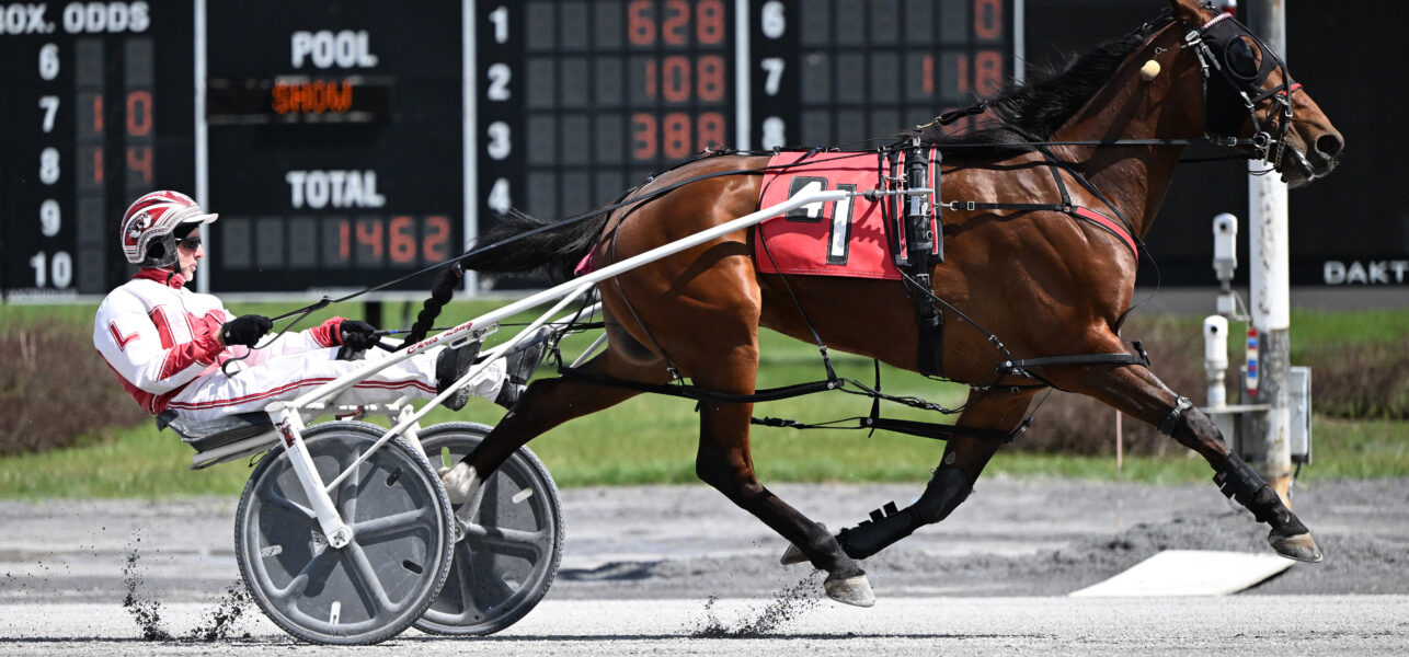 Isle Coach Goes Coast-to-Coast on Monday at Saratoga Casino Hotel