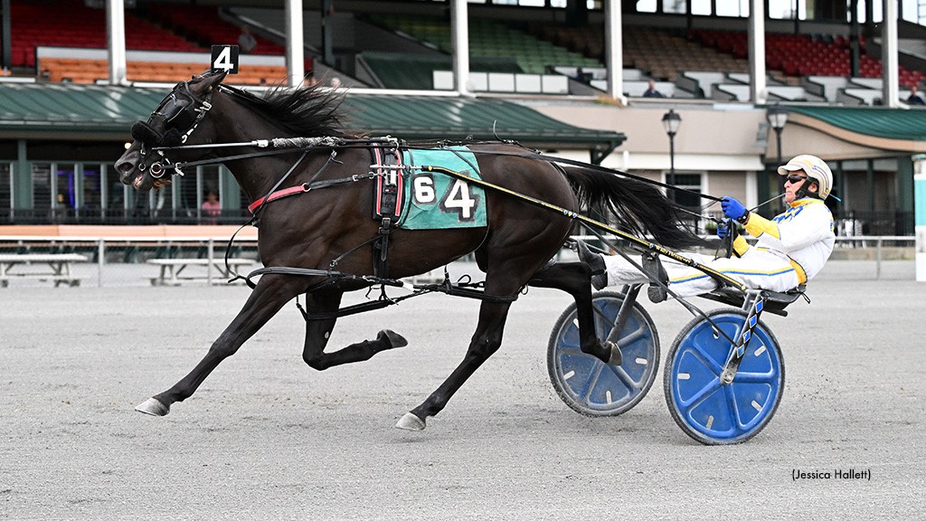 Wally Hennessey Wins Four in a Row at Saratoga Casino Hotel on Monday